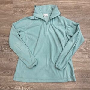 Columbia Pastel Blue Fleece Warm Ligthweight Pullover Sweater Sports Sweater Ski